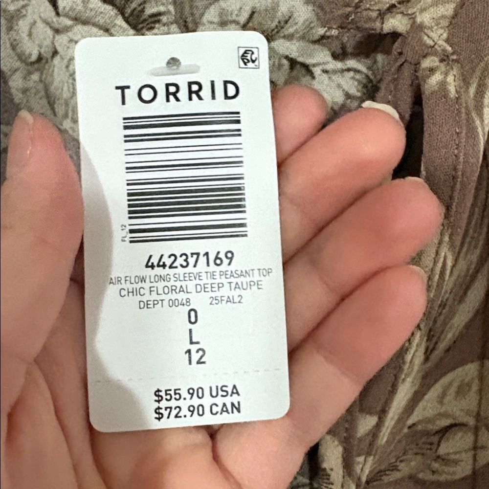Torrid Flowy Floral Peasant Top with Tie detail - Picture 5 of 6